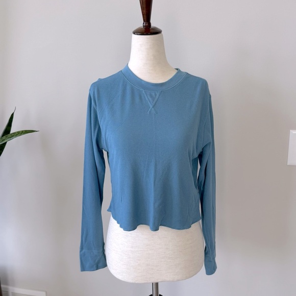 Athleta Other - Like New! Athleta Girl Blue Long Sleeve Top
